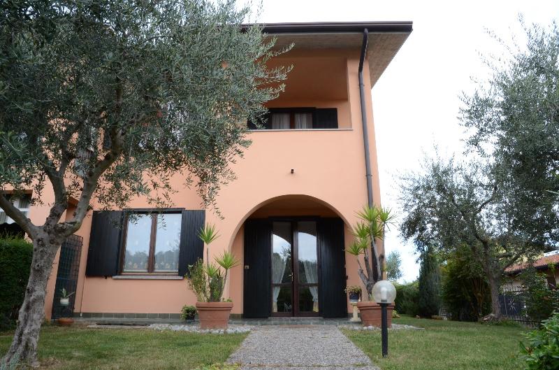 Villa a schiera in Via Atleti Azzurri d'Italia, Puegnago del Garda — foto 2 di 5