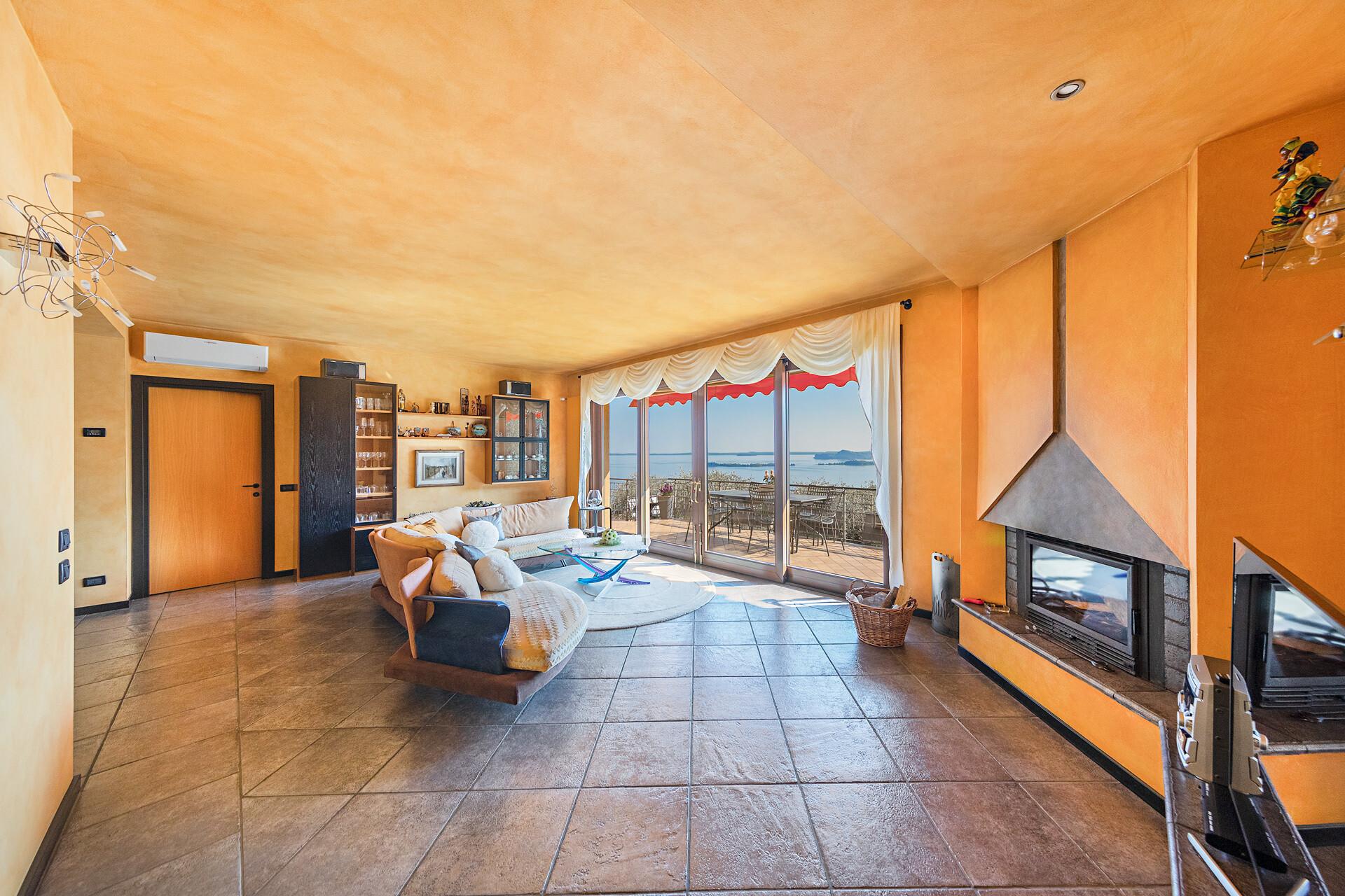 Villa unifamiliare, Gardone Riviera