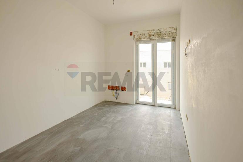 Villa a schiera in Antonio De Curtis, Margherita di Savoia — foto 3 di 5