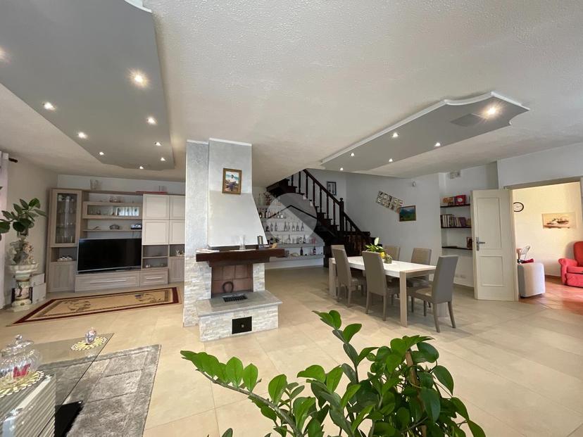 Casa indipendente in Frazione Revignano 176, Asti — foto 3 di 5