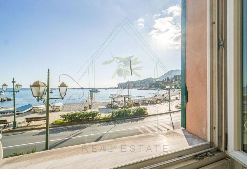 Trilocale in Via a. Gramsci 79, Santa Margherita Ligure — foto 3 di 5