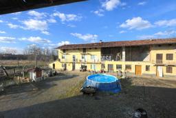 Cascina in Via Cascina Ova, Vische