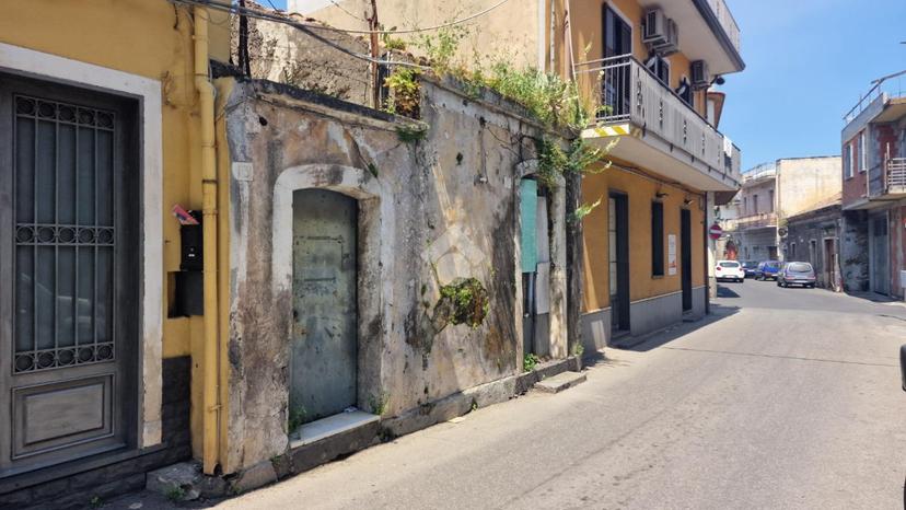 Casa indipendente in Via Spirito Santo 13, Aci Sant'Antonio — foto 4 di 5
