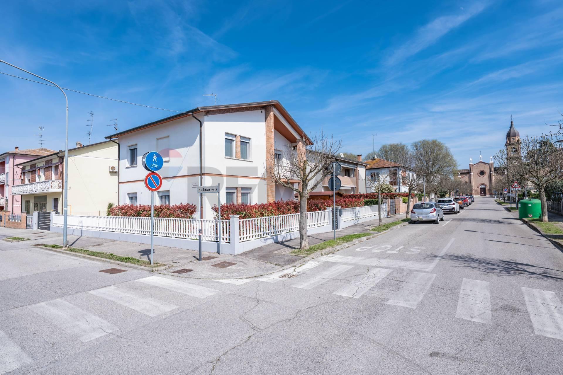 Casa indipendente in Via Camillo Benso di Cavour 16, Tresignana