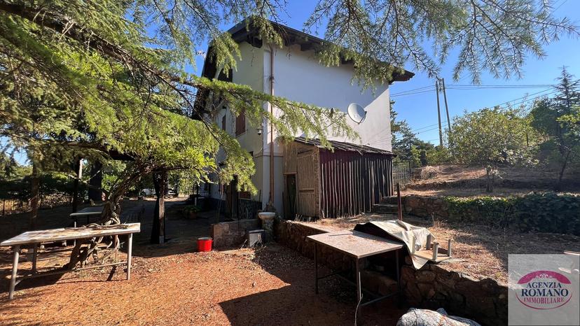 Villa trifamiliare in Località Bric Barton 186, Ponzone — foto 3 di 5