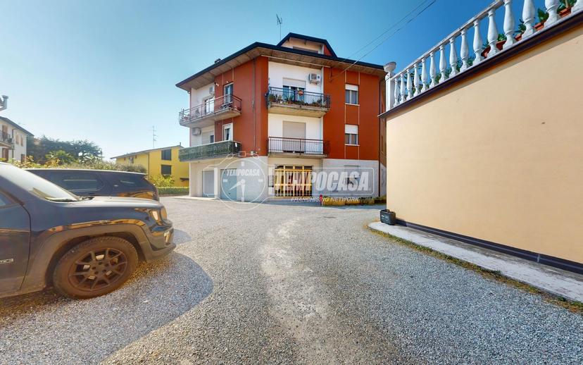 Quadrilocale in Via Giuseppe Verdi 12, Bagnolo in Piano — foto 2 di 5