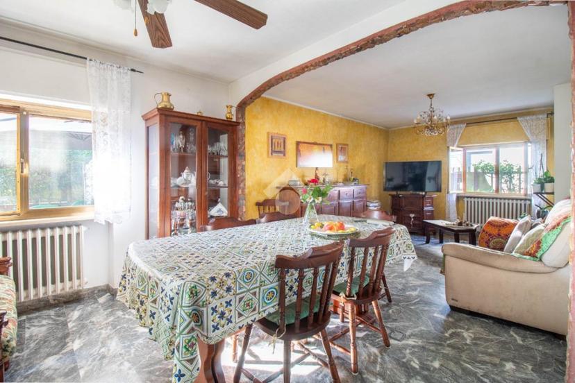 Villa in Via Vomano 12, Città Sant'Angelo