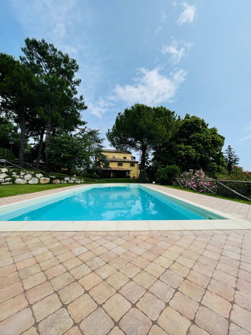 Villa in Via Chiaravallese, Osimo — foto 5 di 5