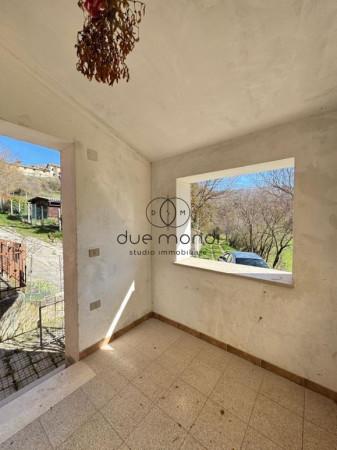Trilocale in Località Maltignano, Cascia