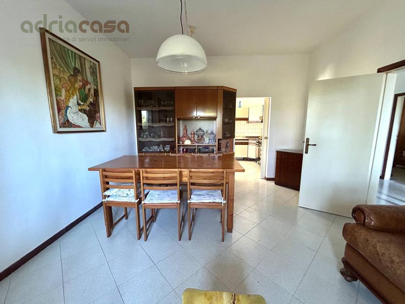 Casa indipendente in Viale Abruzzi, Riccione — foto 4 di 5
