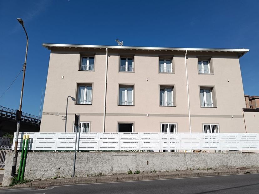 Bilocale, Como — foto 4 di 5