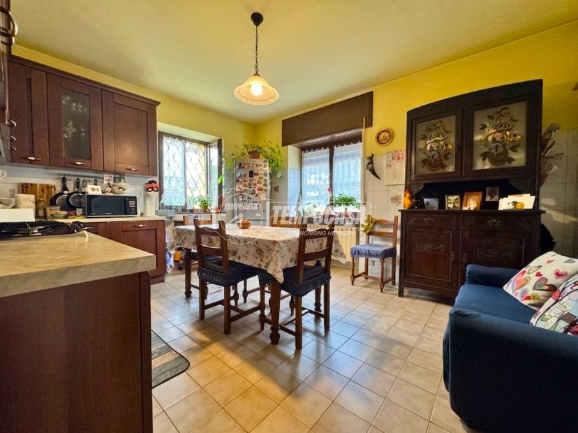 Casa indipendente in Strada Barazzetto - Vandorno, Biella
