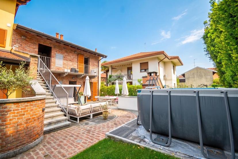 Trilocale in Via Achille Locatelli, Seregno — foto 2 di 5