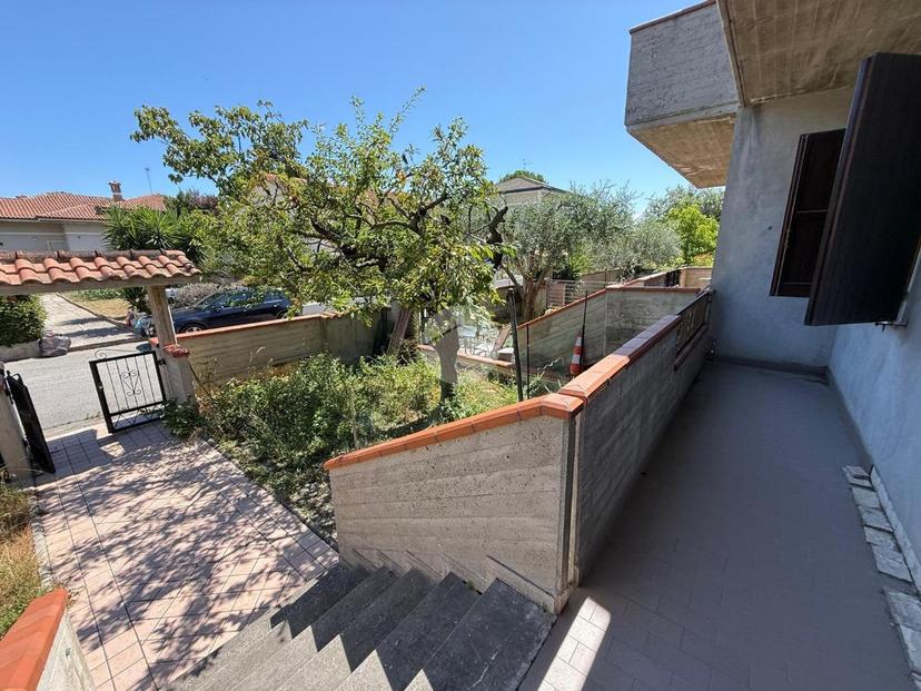 Villa a schiera in Via Conciliazione, Cartoceto — foto 2 di 5
