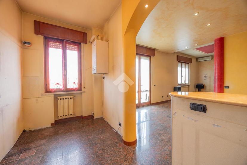Quadrilocale in Via del Mercato 1, Sant'Ambrogio di Valpolicella — foto 2 di 5
