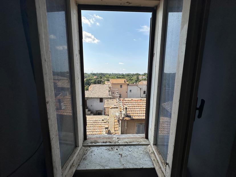 Trilocale in Via di Corte  18, Nepi — foto 4 di 5