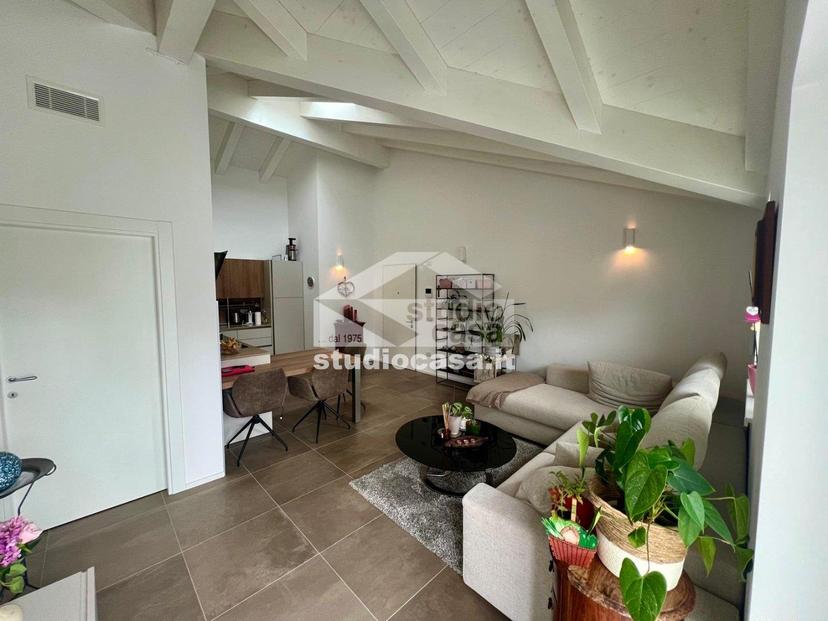 Trilocale in Via Giuseppe Sebesta, San Michele all'Adige