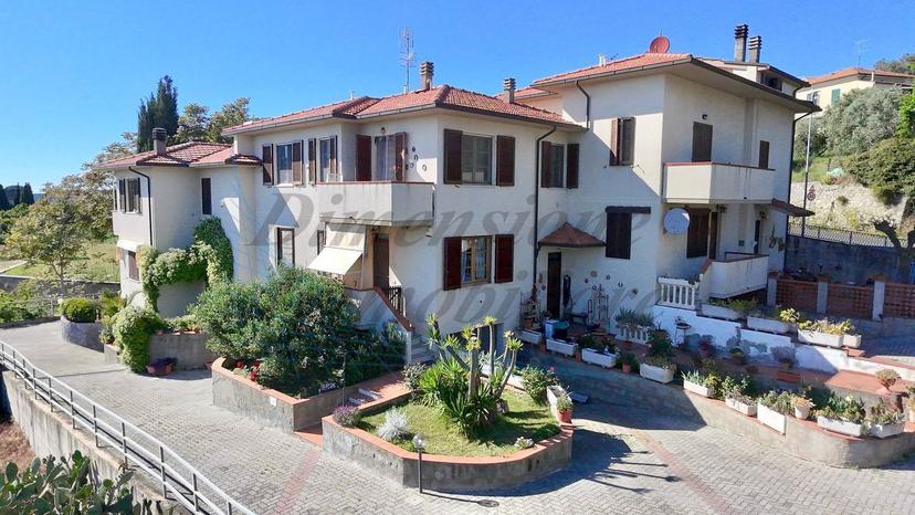Trilocale in Via della Villa, Rosignano Marittimo — foto 2 di 5