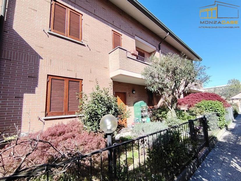 Villa a schiera in Via Galilei 16, Muggiò