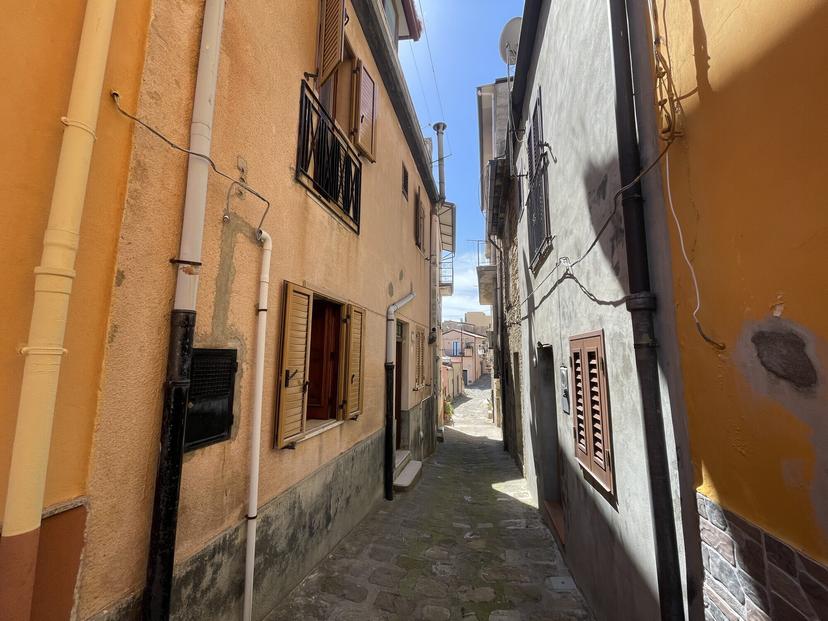 Appartamento in Garibaldi 47, Reitano — foto 3 di 5