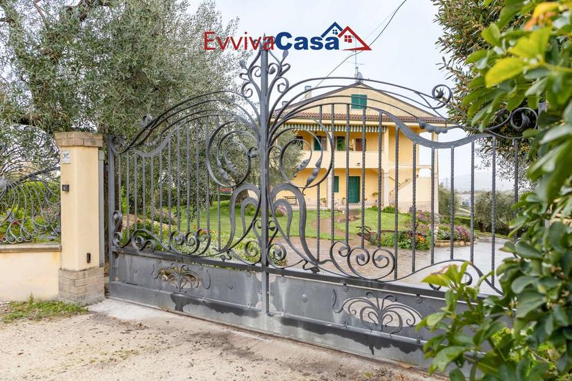 Villa bifamiliare in Strada Galilea 902, Sant'Elpidio a Mare — foto 4 di 5