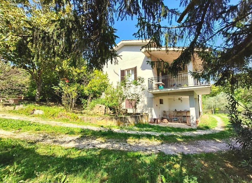 Villa bifamiliare in Vocabolo Tonni Snc, Orte — foto 2 di 5