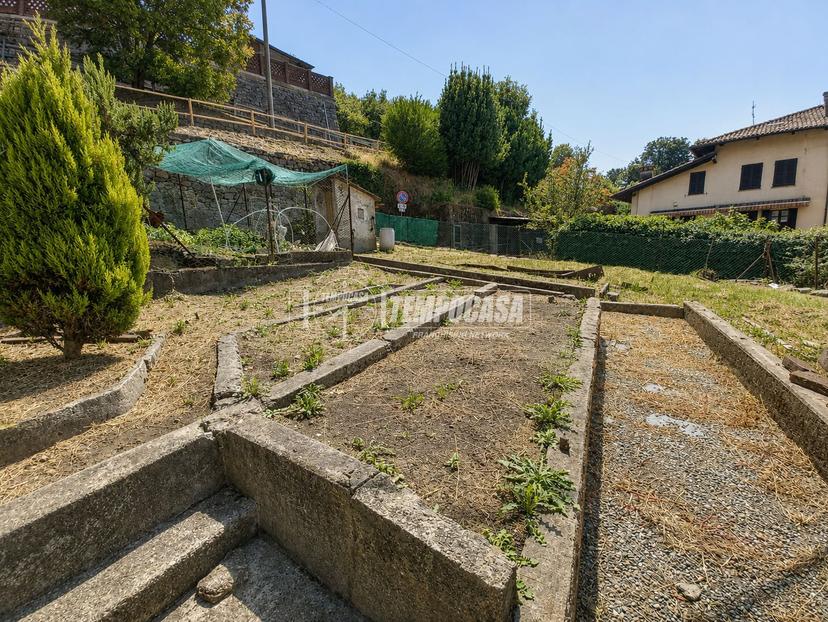 Casa indipendente in Via alle Scuole, Biella — foto 2 di 5