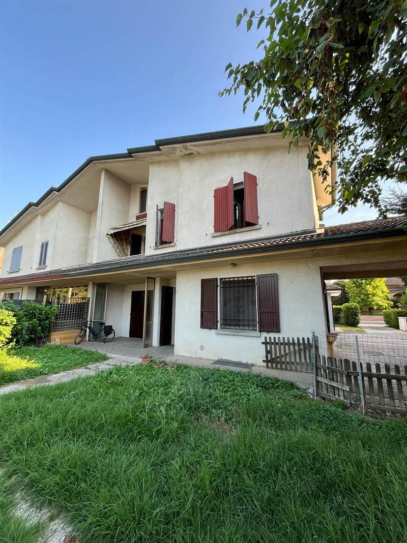 Casa indipendente, Reggiolo — foto 5 di 5