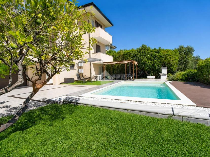Villa in Via Celestino 12, Tortoreto — foto 4 di 5