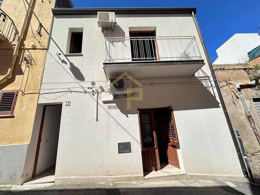 Casa indipendente in Via Alonzo 79, Castellammare del Golfo — foto 2 di 5