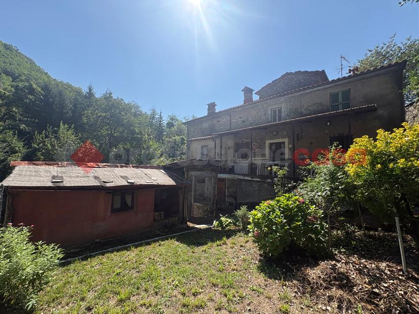 Terratetto unifamiliare in Via Cà dei Ciani 20, Fabbriche di Vergemoli — foto 4 di 5