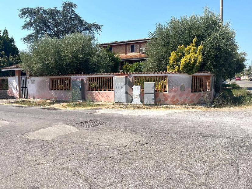 Villa in Via Circonvallazione Mare Orientale 51, Ardea — foto 3 di 5