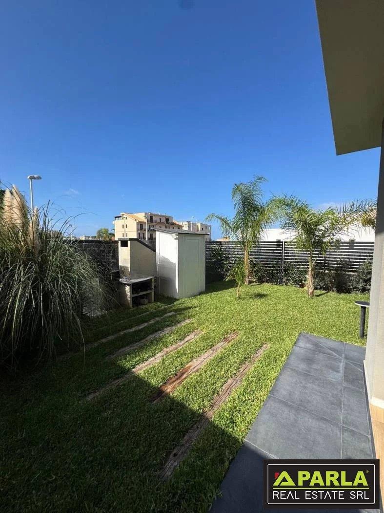 Villa bifamiliare in Terrasini, Terrasini — foto 2 di 5