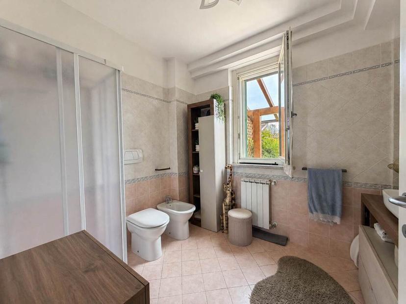 Villa a schiera in Via Palvotrisia, Castelnuovo Magra — foto 3 di 5