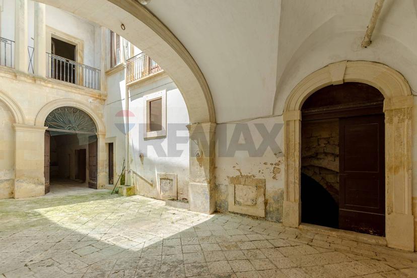 Casa indipendente in Via Ottavio  Scalfo 7 - 9 - 11, Galatina — foto 2 di 5