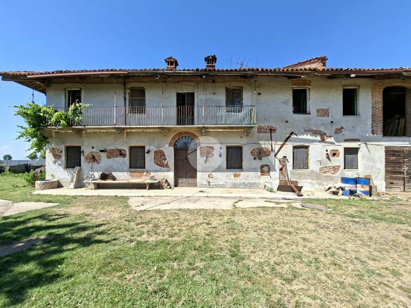 Rustico in Strada Tetti Mattuda 2, Bra — foto 4 di 5