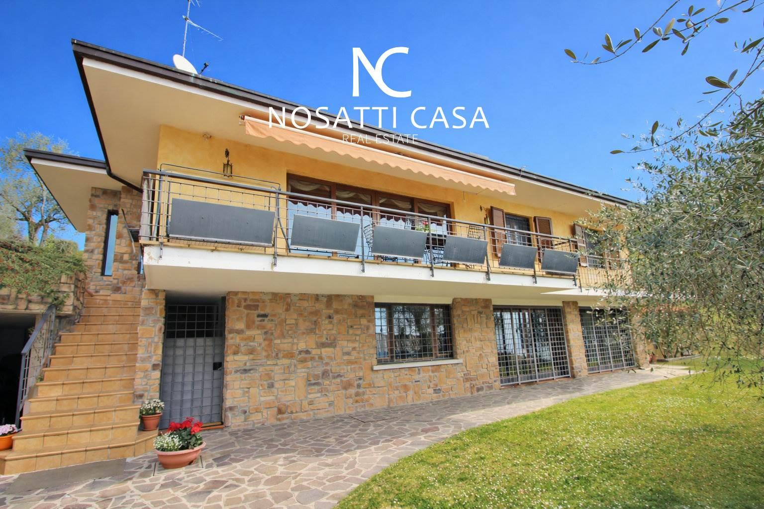 Villa in Via Belvedere, Gardone Riviera