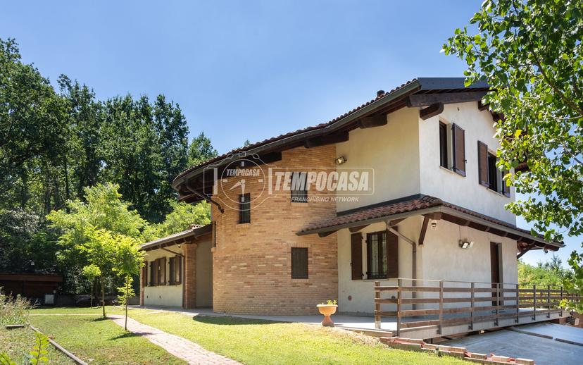 Villa in Via Don Pennanzio 27, Bra — foto 3 di 5