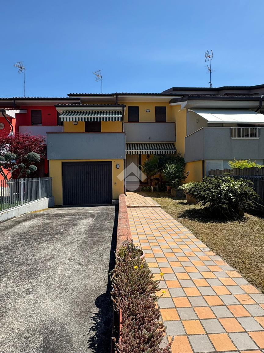 Villa a schiera in Via Martiri di Via Fani 54, Conselve