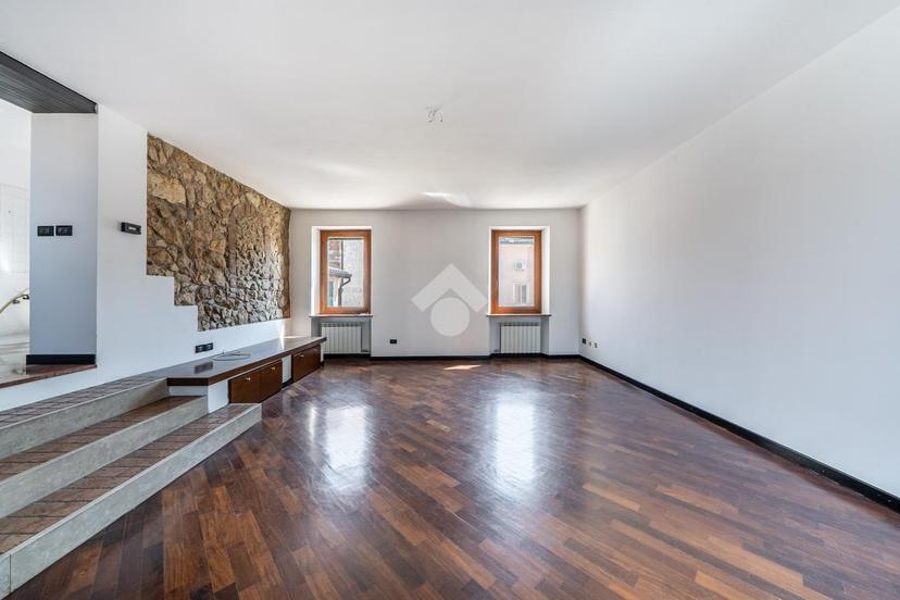 Quadrilocale in Via S. Matteo 44, Soave — foto 2 di 5