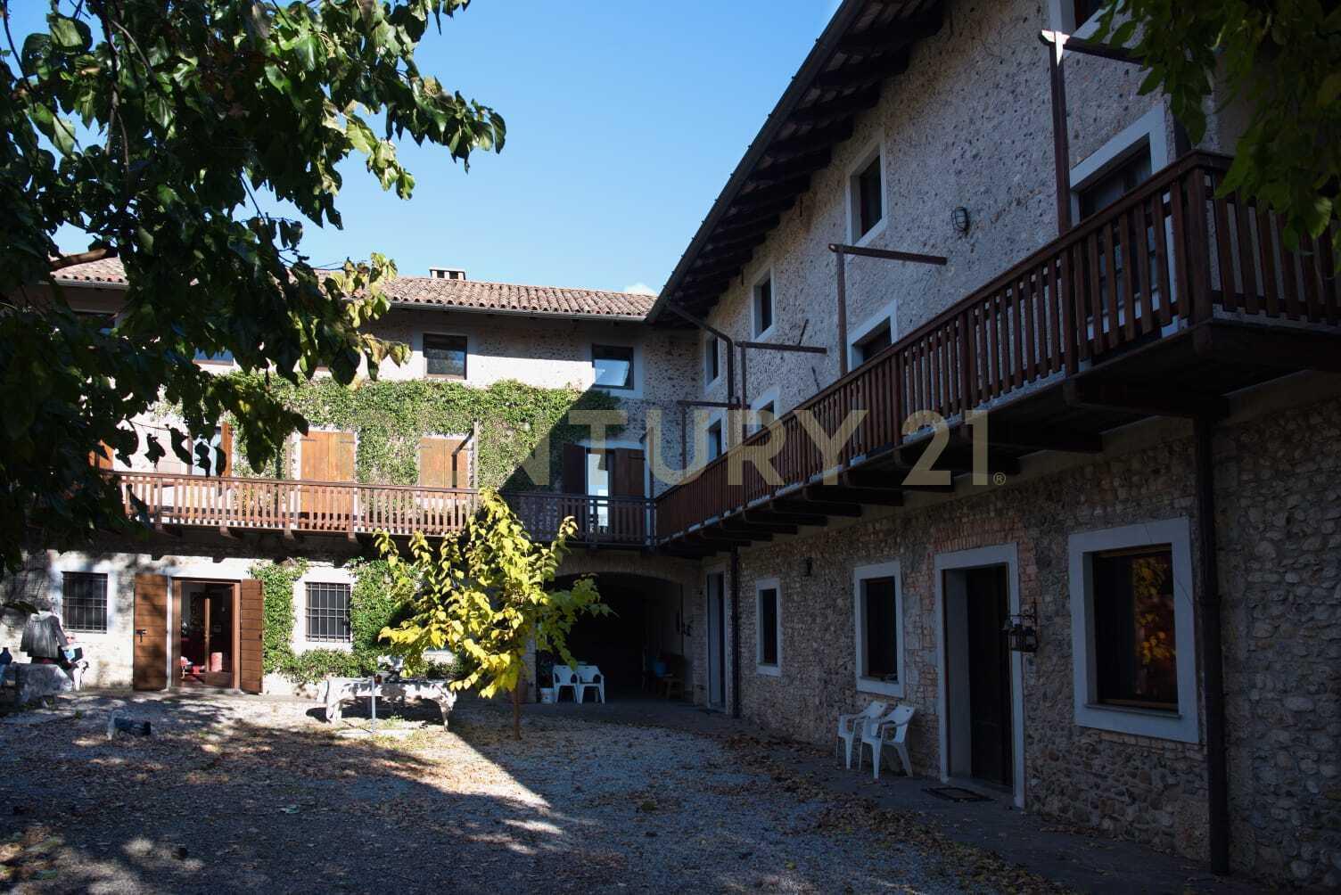 Villa, Coseano