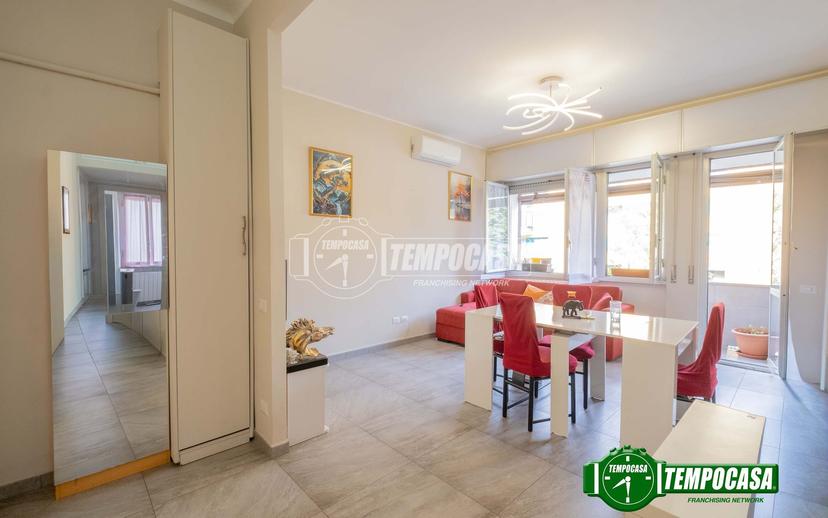 Trilocale in Via Fratelli Zoia 220, Milano