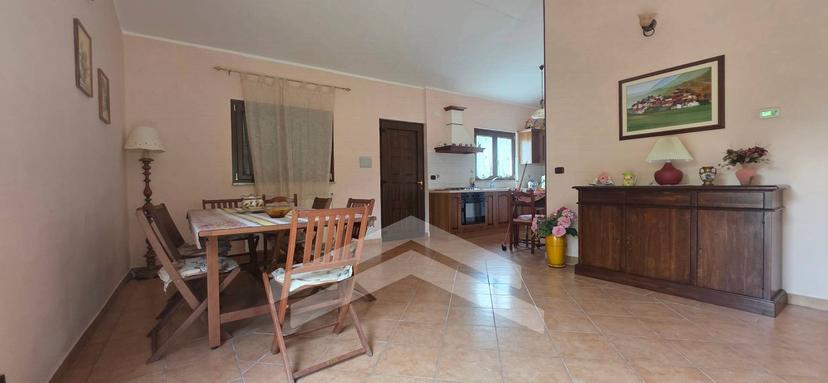 Villa in C.da Sant'Andrea Snc, Gildone — foto 2 di 5