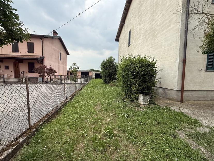 Casa indipendente in Via Nazario E Celso 35, Torre Pallavicina — foto 3 di 5