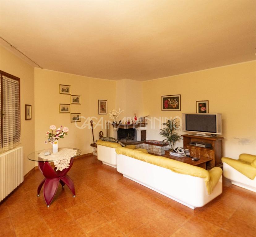 Villa, Frassinoro — foto 3 di 5