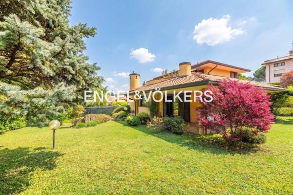 Villa in Via Luciano Manara 22, Besana in Brianza — foto 5 di 5