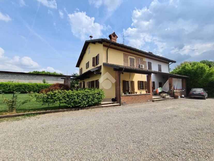 Casa indipendente in Molino dell'Ospitale, Morimondo