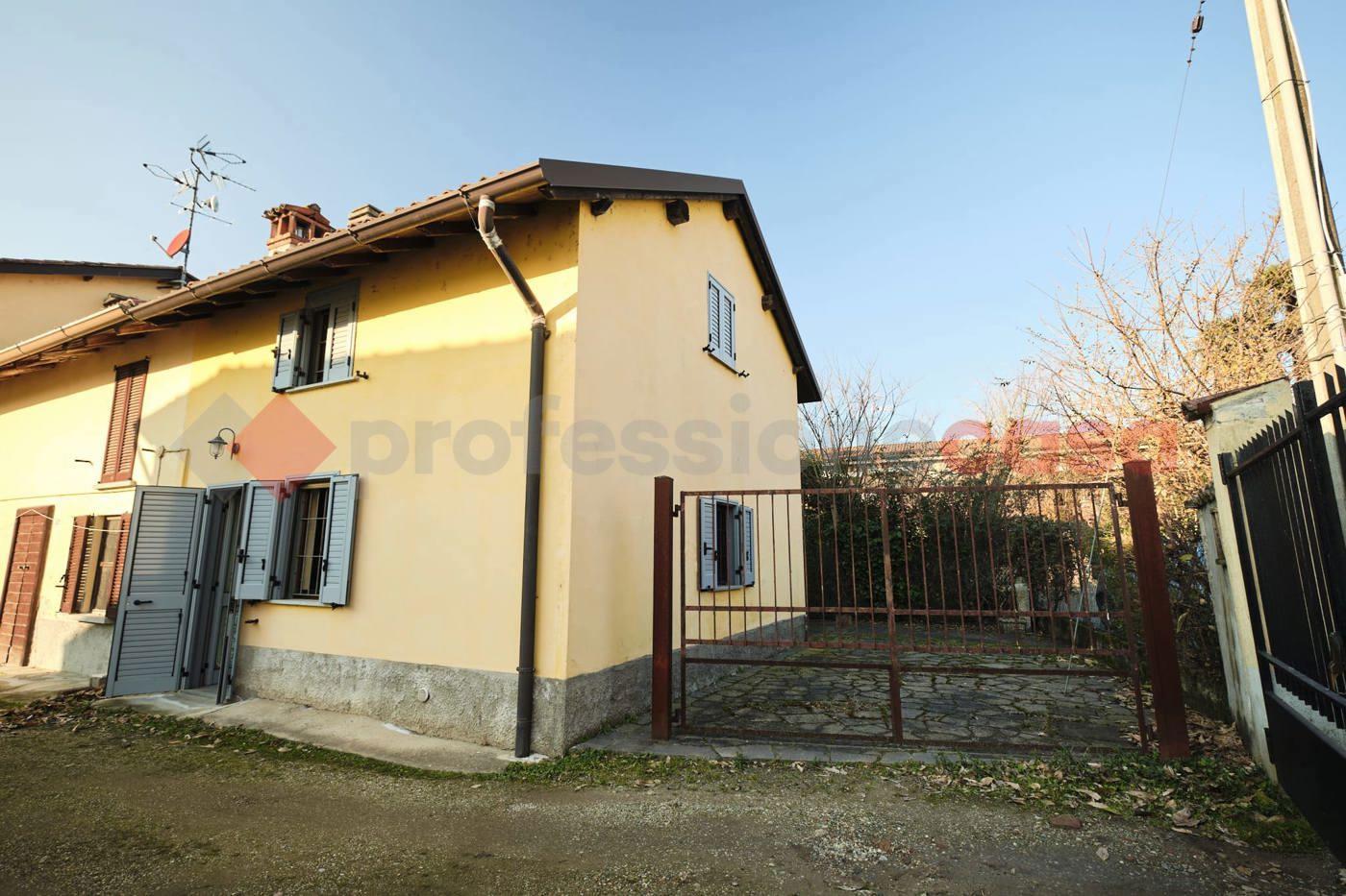 Bilocale in Via Giuseppe Mazzini  12, Giussago