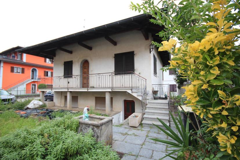 Casa indipendente in Via Cimitero 6, Cannobio