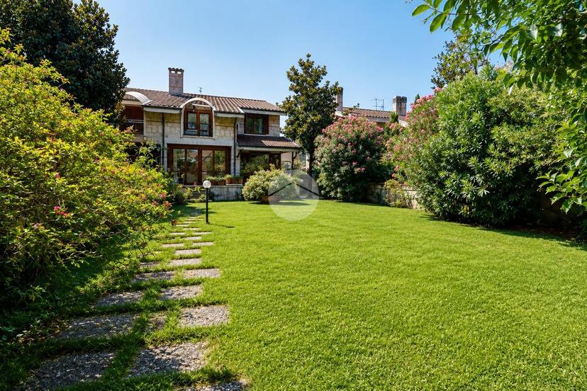 Villa in Via Vincenzo Bellini 00, Terni — foto 3 di 5